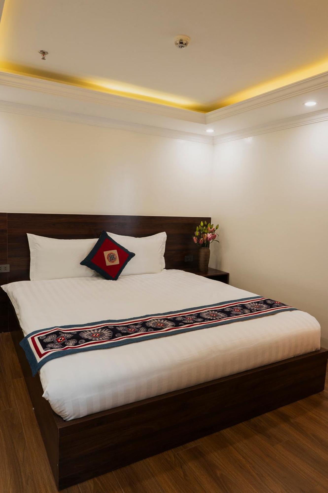 Anh Tu Hotel Sa Pa Buitenkant foto
